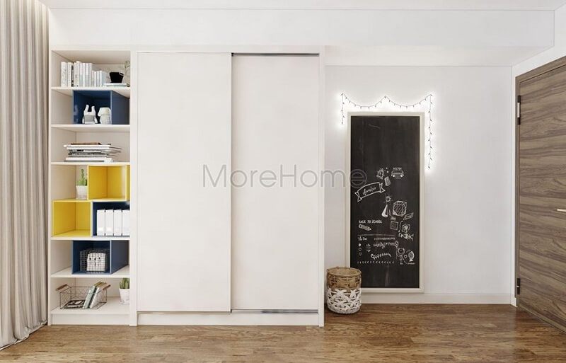 Mẫu tủ quần áo gỗ công nghiệp với thiết kế âm tường khiến không gian căn phòng trở nên rộng rãi hơn rất nhiều. Gam màu trắng phù hợp với mọi độ rộng hẹp của không gian, làm sáng bừng cả một góc phòng