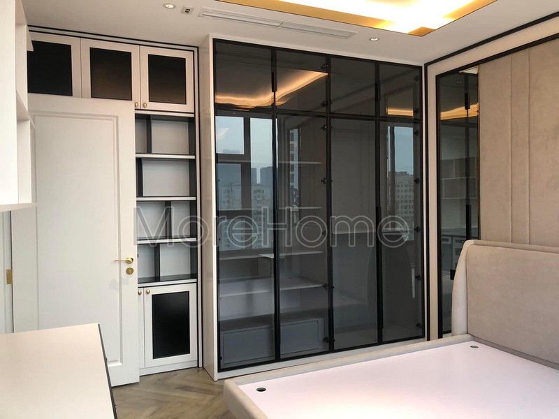thiết kế tủ áo cánh kính hiện đại