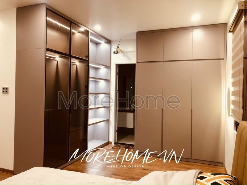 thiết kế tủ áo cánh kính hiện đại